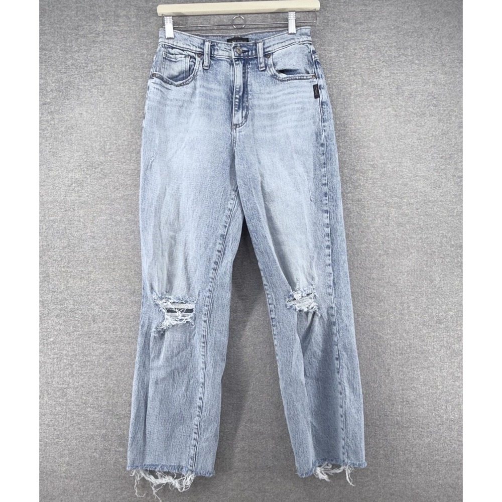 Silver Highly Desirable Straight Jeans Women Size 27x28 Denim Blue Distressed